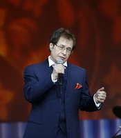 Олег Иванов