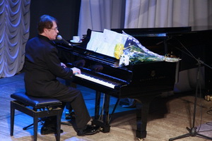 Олег Иванов