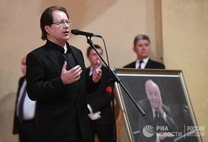 Олег Иванов