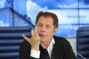 Олег Иванов