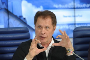 Олег Иванов